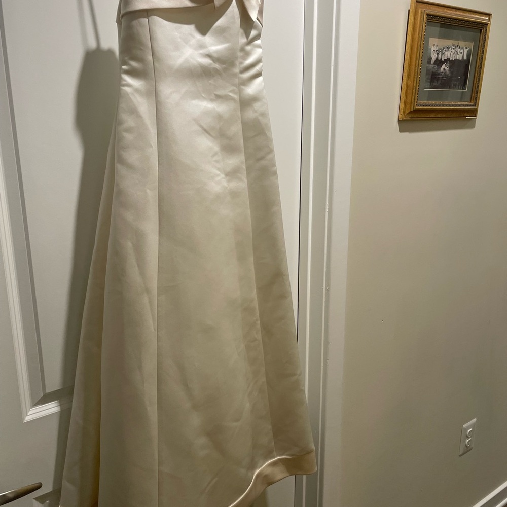 David's Bridal Ivory Strapless Dress